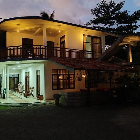 Aurora Echo Villa Matara Exteriör bild
