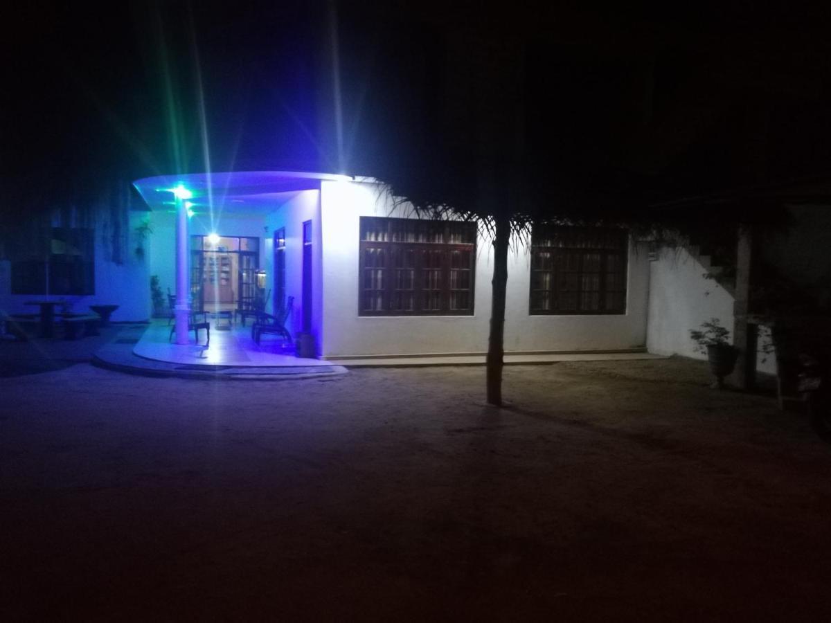 Aurora Echo Villa Matara Exteriör bild